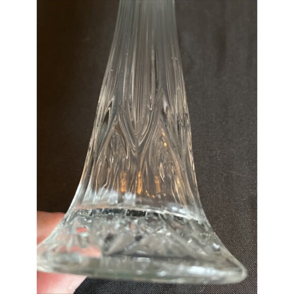 Beautiful Clear Antique 15 Inch Tall Swung Glass Vase Scalloped &Decorative Base - Picture 8 of 15